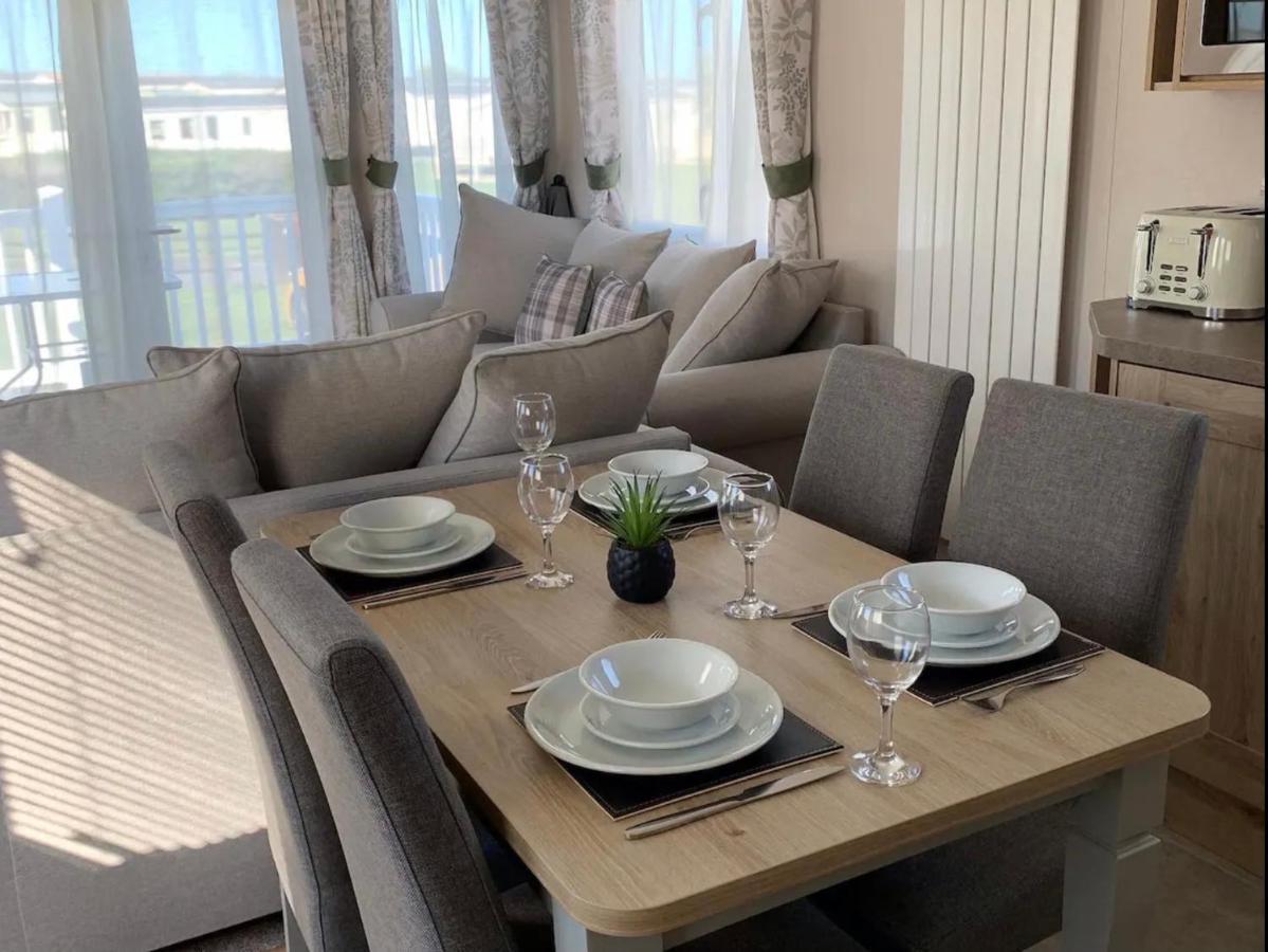 Villa Sea La Vie à Cayton Extérieur photo